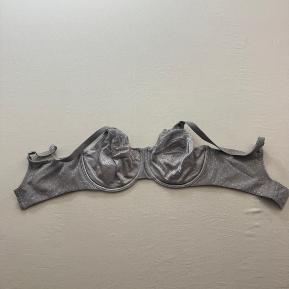 Wacoal Shimmering Silver Bra - Picture 7 of 8